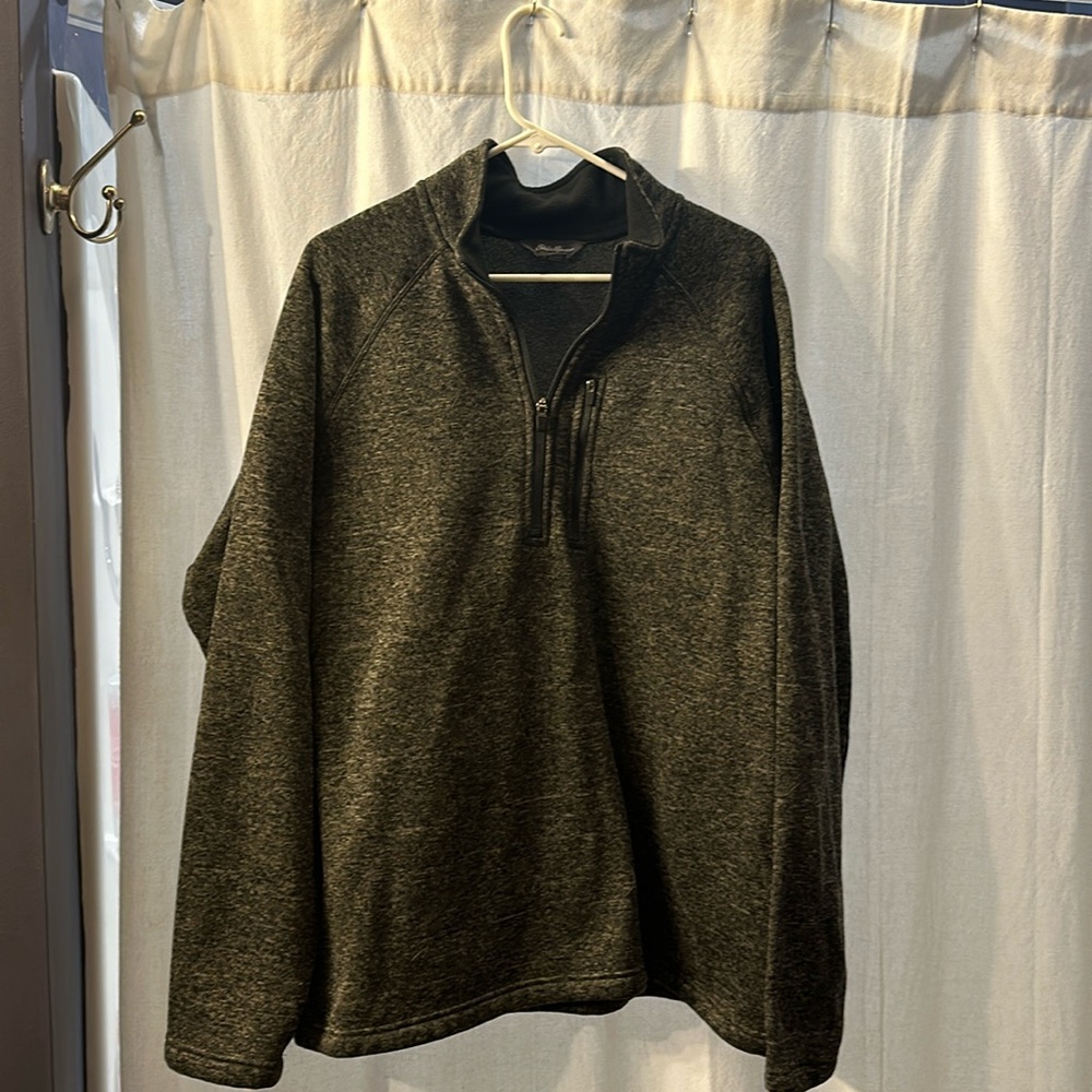 Men’s extra large quarter sip Eddie Bauer